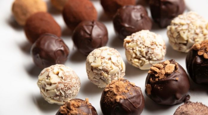 מתנה יוקרתית: פרלינים ומארזי שוקולד